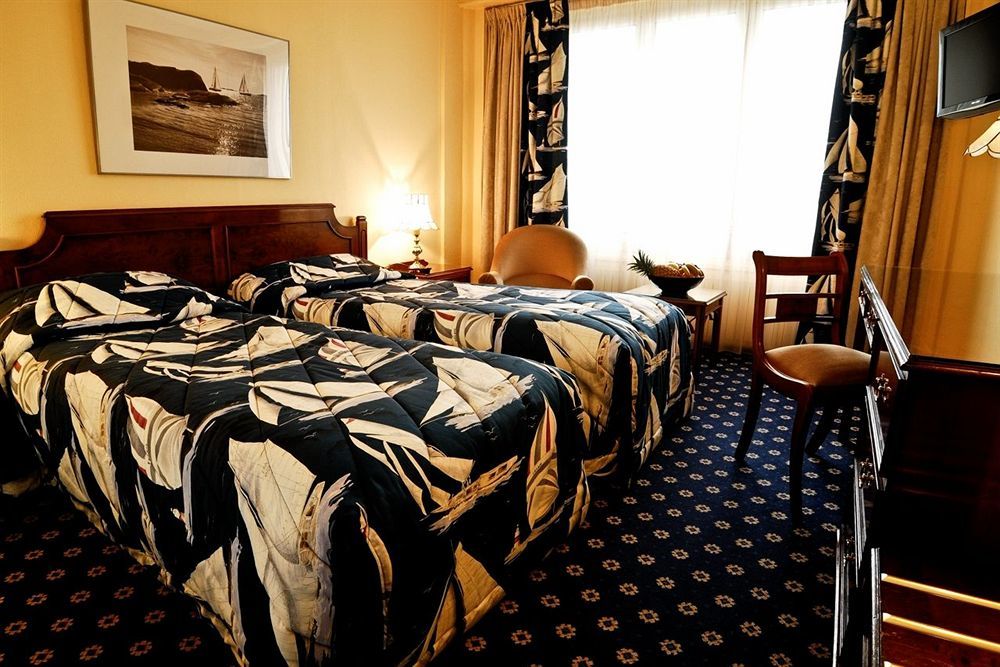 Hotel Aguado ดิเอป ภายนอก รูปภาพ